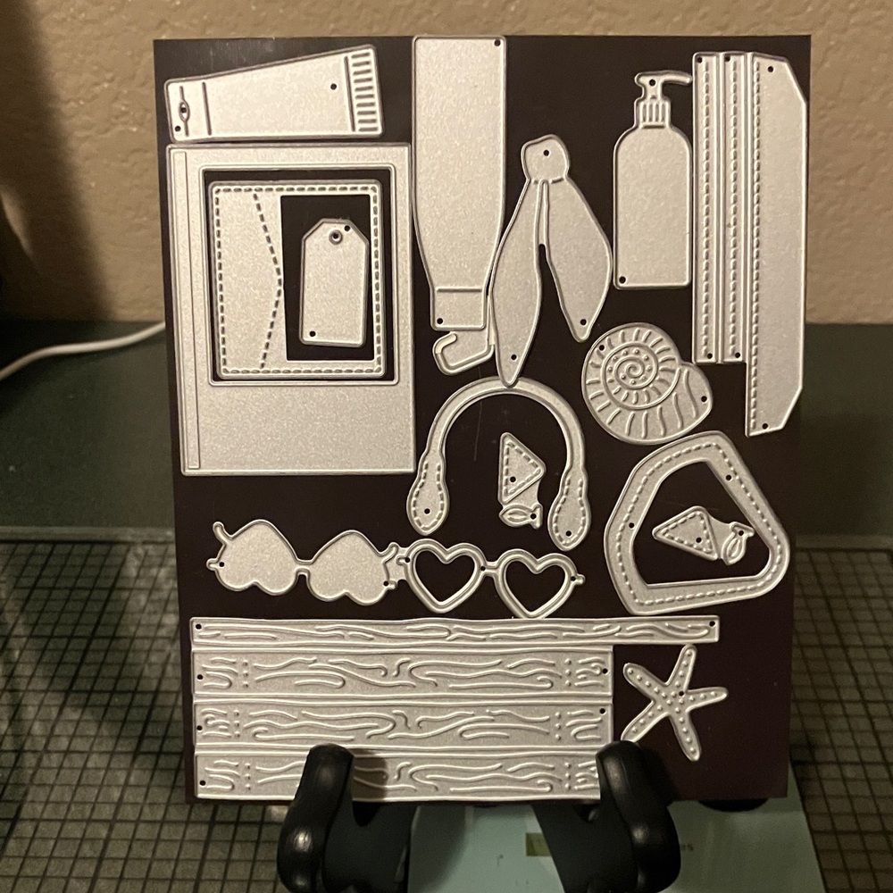 Stampin up Notes and Totes stamp and die set . - Picture 4 of 6